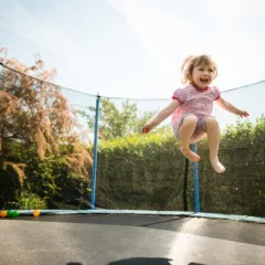 Le trampoline, une activité même pour les plus petits ? Le trampoline, une activité même pour les plus petits ?